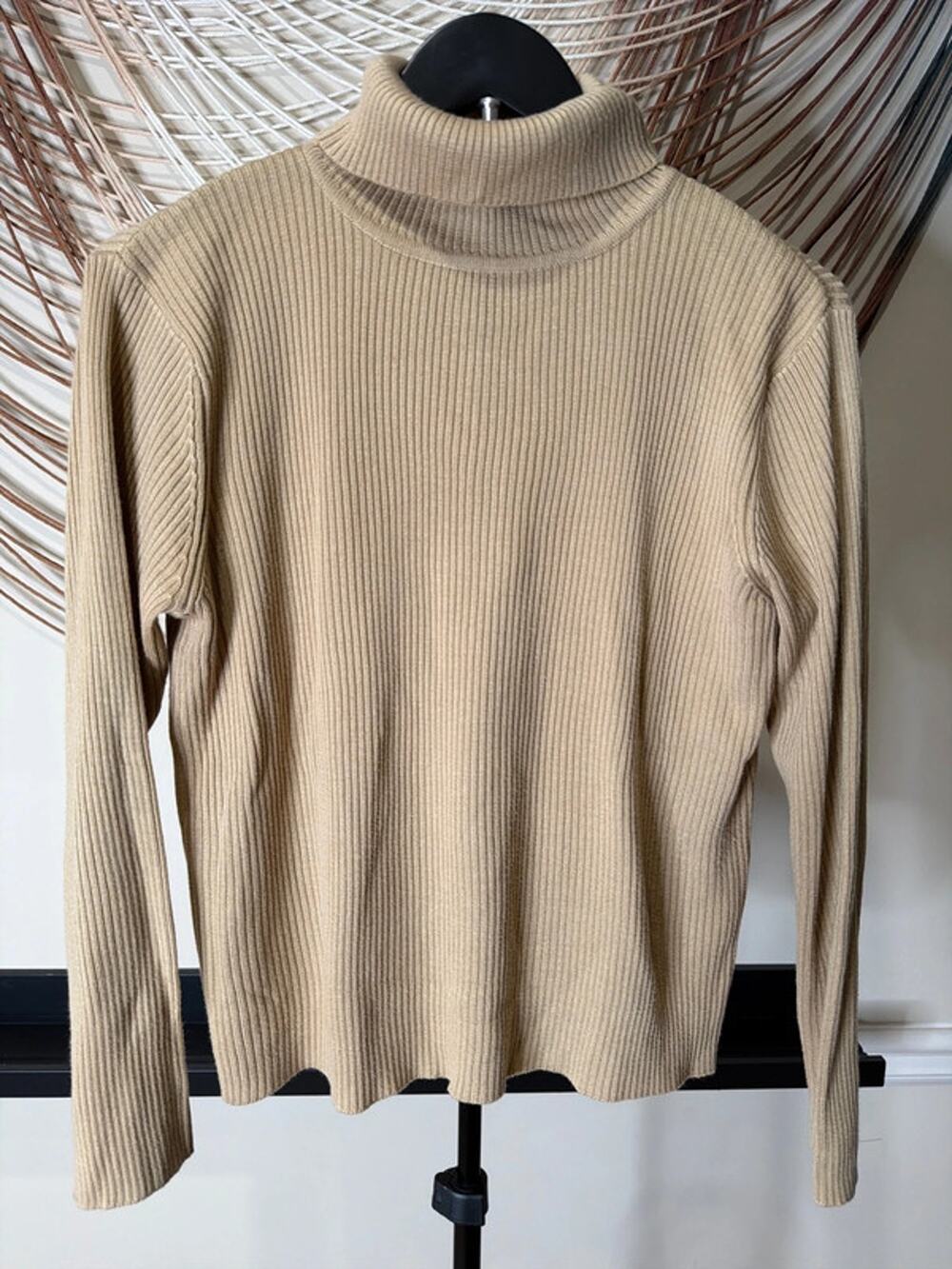 Sag Harbor M petite turtleneck EUC 3342